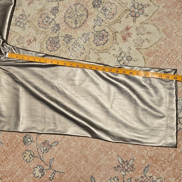 Cece Faux Leather High-Rise Wide Leg Silver Smoke Metallic Cropped Pants - Sz  L - Picture 13 of 16